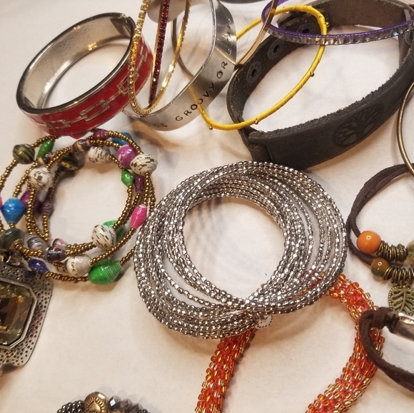 Bracelet Craft Junk/Jewelry lot - Picture 3 of 9